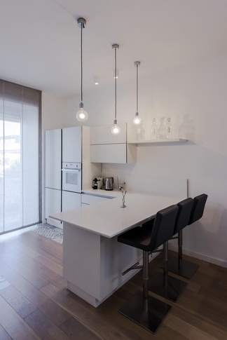 Cucina in stile contemporaneo di 10 di Zelda de Ruvo Architetto Cucina in stile contemporaneo di 10 di Zelda de Ruvo Architetto