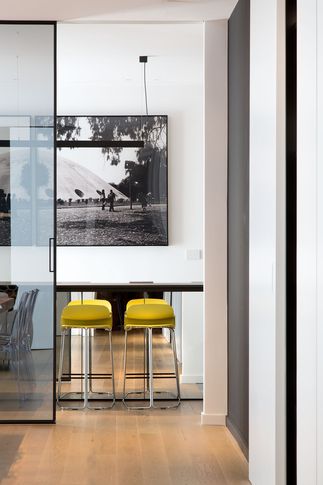 Open Space in stile contemporaneo di 140 di Officine Architetti Associati