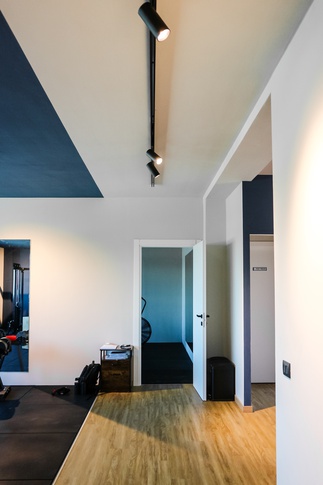 Ingresso in stile moderno di 25 di Studio LABventinove