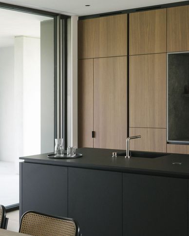 Cucina in stile minimal di 32 di Didonè Comacchio Architects