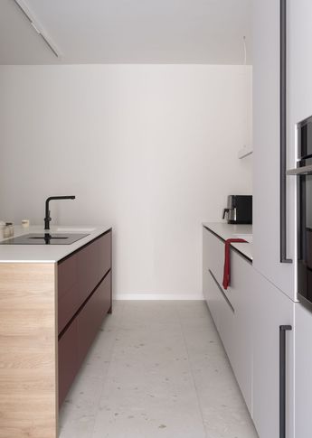 Cucina in stile contemporaneo di 20 di Michela Cordisco Studio
