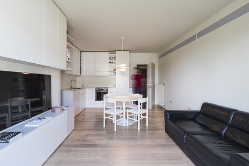 Open Space in stile moderno di 70 di AB