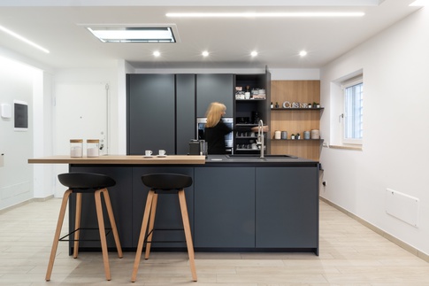 Open Space in stile moderno di 40 di zero6studio
