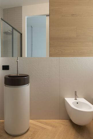 Camera da Letto in stile contemporaneo di 21 di valeria ingrao architetto