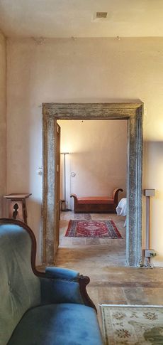 Soggiorno in stile classico di 50 di BORTOLUZZI ASSOCIATI