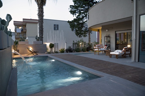 Piscina in stile minimal di 220 di K1_Art_Studio