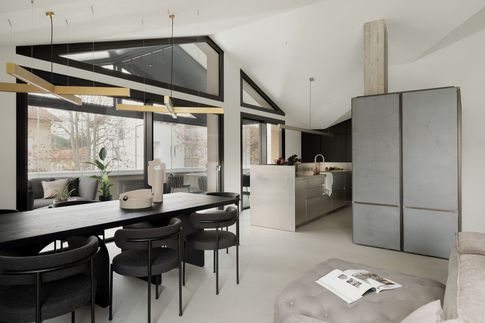 Open Space in stile urban di 45 di Simona Fogalesi interior designer