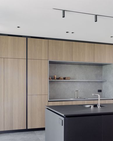 Cucina in stile minimal di 32 di Didonè Comacchio Architects