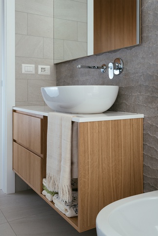 Bagno in stile contemporaneo di 10 di MANUARINO architettura design comunicazione Bagno in stile contemporaneo di 10 di MANUARINO architettura design comunicazione