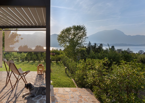 Veranda in stile contemporaneo di 25 di TGA_Studio