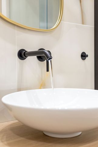 Bagno in stile moderno di 5 di GTP architetti Bagno in stile moderno di 5 di GTP architetti