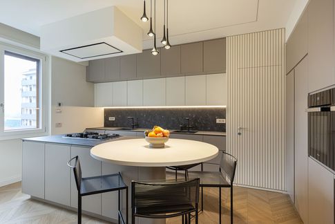 Cucina in stile moderno di 20 di Studio Zanobini