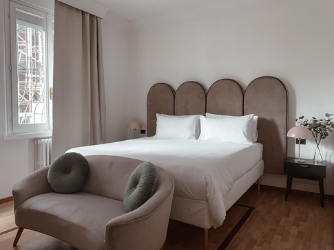 Camera da Letto in stile contemporaneo di 18 di LD INTERIORS Camera da Letto in stile contemporaneo di 18 di LD INTERIORS