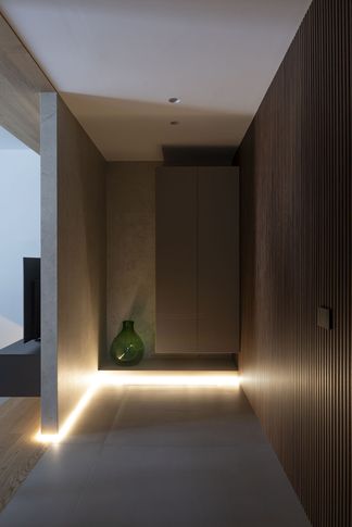 Ingresso in stile contemporaneo di 8 di valeria ingrao architetto Ingresso in stile contemporaneo di 8 di valeria ingrao architetto