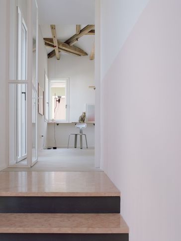 Scale in stile minimal di null di vianello gasparin progetti