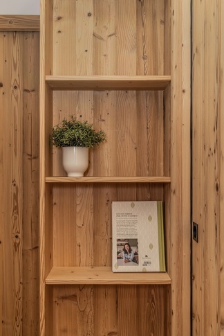 Ingresso in stile contemporaneo di 25 di Arredamenti Andalo