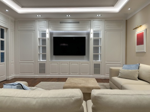 Soggiorno in stile contemporaneo di 47 di Studio Gaetano Riccardelli