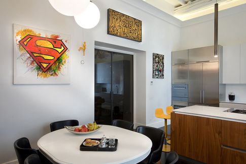 Cucina in stile pop art di 30 di Studio VeneziaTre arch ass