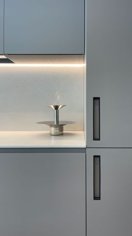 Open Space in stile contemporaneo di 45 di Cariolato Arredamenti