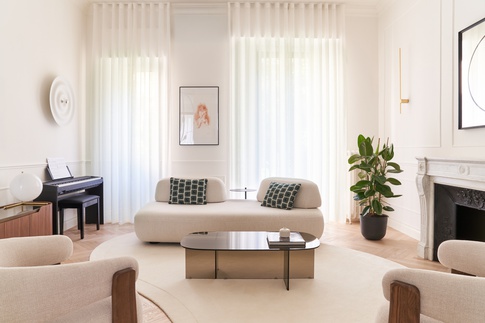 Soggiorno in stile contemporaneo di 30 di AV Architettura Soggiorno in stile contemporaneo di 30 di AV Architettura