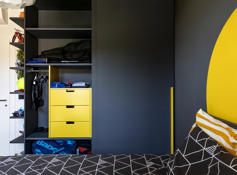 Cameretta Bambini in stile contemporaneo di 15 di Studio MAC