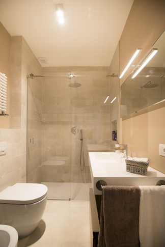 Bagno in stile moderno di 4 di MICHELE VOLPI STUDIO INTERIOR DESIGN