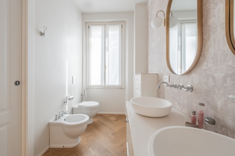 Bagno in stile classico di 7 di Annalisa Carli Architetto