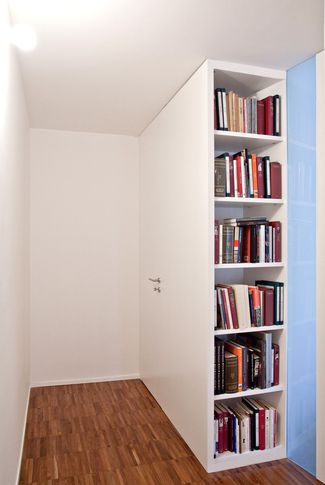 Corridoio in stile contemporaneo di 15 di fabio gallo architetto