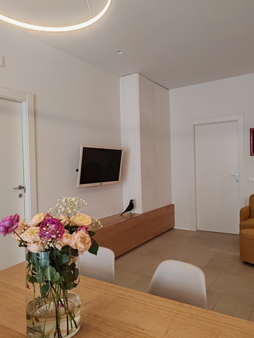 Open Space in stile contemporaneo di 35 di Rossana Alfieri Architetto
