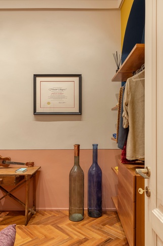 Studio in stile maximalista di 10 di Rachele Biancalani Studio Studio in stile maximalista di 10 di Rachele Biancalani Studio