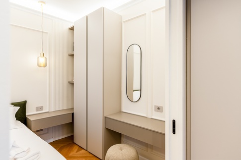 Camera da Letto in stile contemporaneo di 9 di FCInteriorDesignStudio |