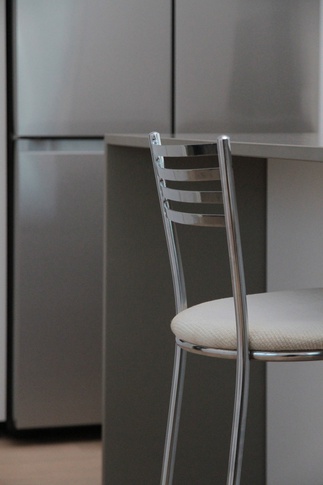 Cucina in stile contemporaneo di 30 di Easy Living