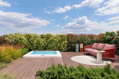 Terrazza in stile contemporaneo di 160 di Maurizio Vesce  architettura