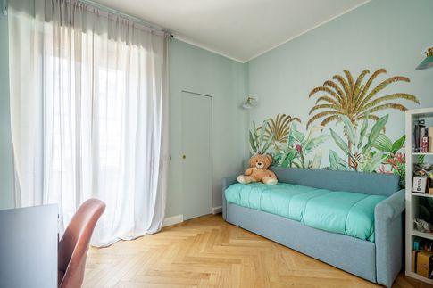 Cameretta Bambini in stile contemporaneo di 16 di Gianluca Chiocca Interior Design Studio