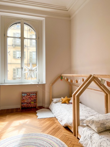 Cameretta Bambini in stile classico di 17 di Gambino Flamini | architetti