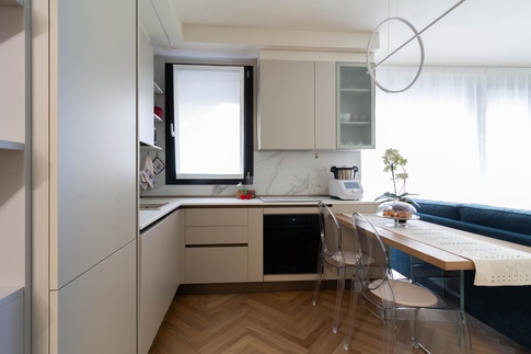 Open Space in stile contemporaneo di 19 di STUDIO CREATIONS - Roberta Tricarico A & D