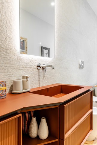 Bagno in stile contemporaneo di 6 di Moltefacce SRL Bagno in stile contemporaneo di 6 di Moltefacce SRL