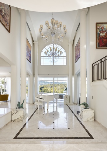 Ingresso in stile glamour di 25 di NOMADE ARCHITETTURA
