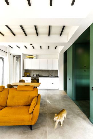 Open Space in stile industriale di 40 di Equus Architects