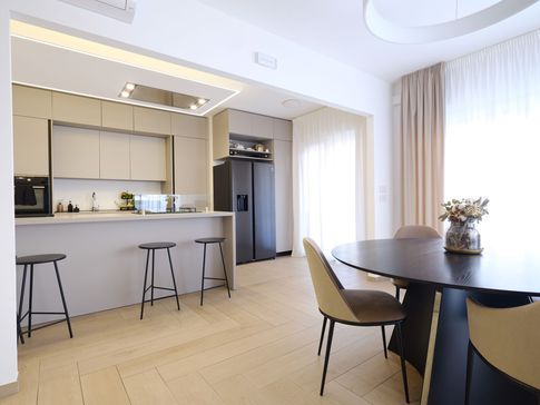 Cucina in stile contemporaneo di 13 di QuattroneArchitetti