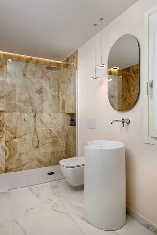 Bagno di Servizio in stile contemporaneo di 5 di DQA Studio di architettura