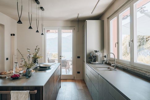 Cucina in stile contemporaneo di 23 di Annalisa Carli Architetto