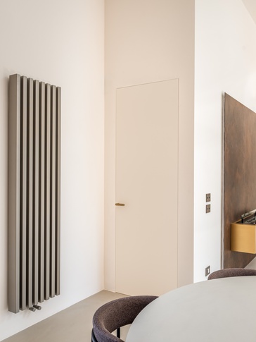 Bagno di Servizio in stile soft industrial di 8 di Simona Fogalesi interior designer