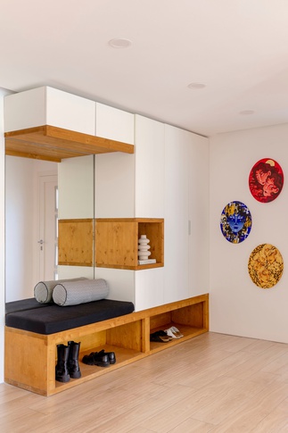 Soggiorno in stile contemporaneo di 65 di Caterina Scamardella Architetto Soggiorno in stile contemporaneo di 65 di Caterina Scamardella Architetto