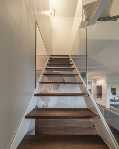 Soggiorno in stile contemporaneo di 45 di Annalisa Carli Architetto Soggiorno in stile contemporaneo di 45 di Annalisa Carli Architetto