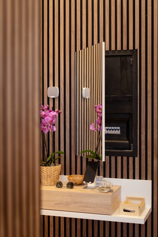 Open Space in stile urban jungle di 32 di Prototype Design&Arc