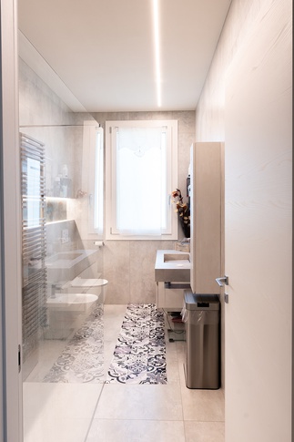 Bagno in stile contemporaneo di 6 di AD Design Bagno in stile contemporaneo di 6 di AD Design