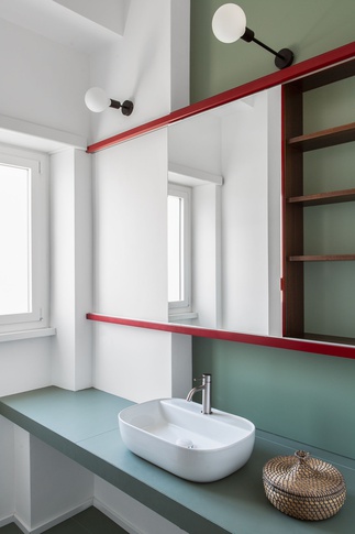 Bagno di Servizio in stile contemporaneo di 15 di PERIMETRI studio
