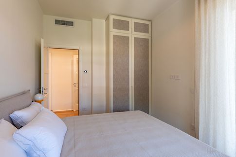 Camera da Letto in stile mediterraneo di 14 di Chiara Fedele Interior Design