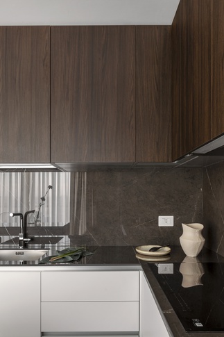 Cucina in stile contemporaneo di 12 di Storie Design Studio
